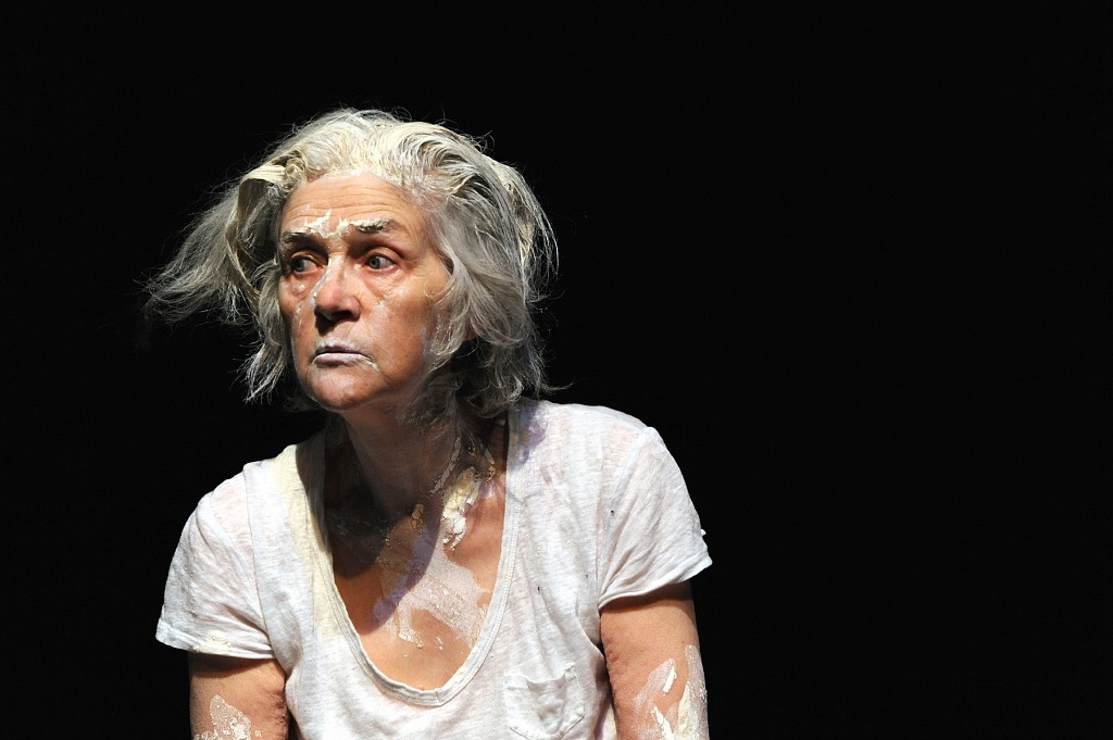 Clare Coulter in LEAR in the 2013 World Stage at Harbourfront. Photo: Gunter Kravis. 